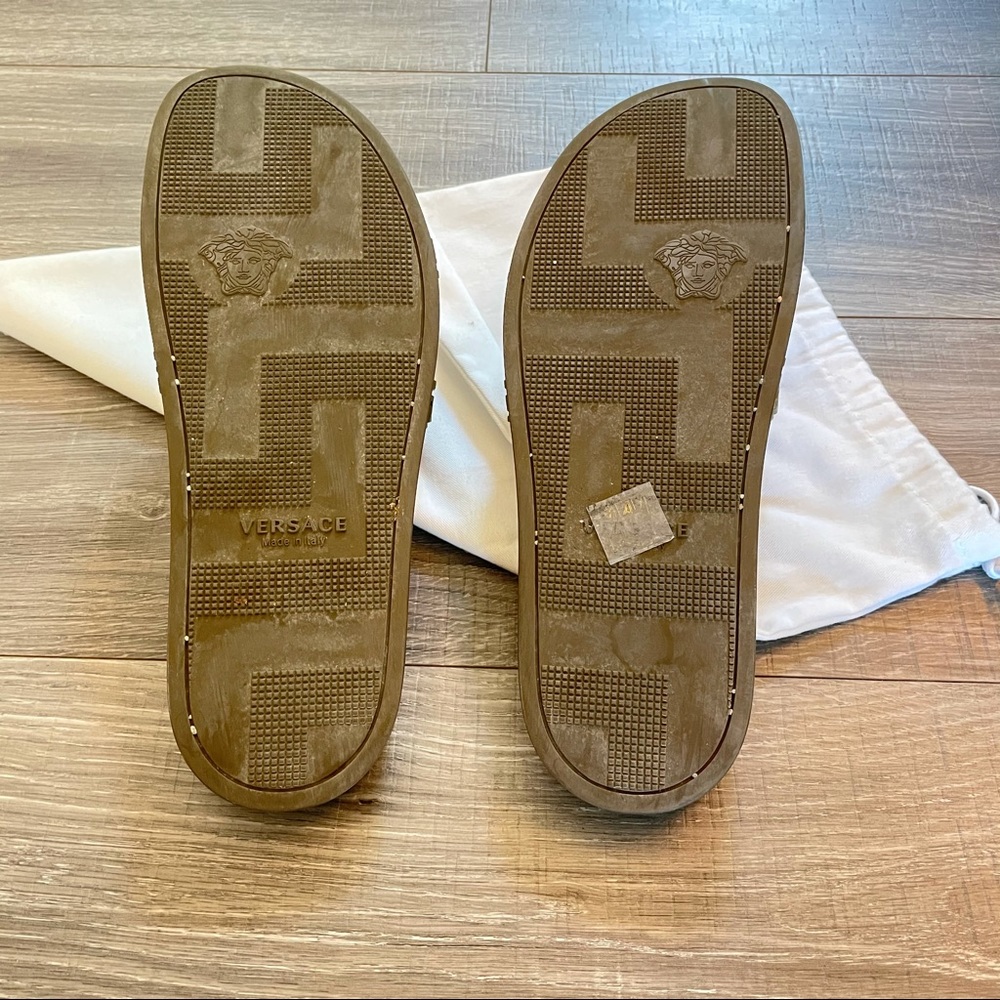 Men’s Versace Slides - Picture 3 of 7